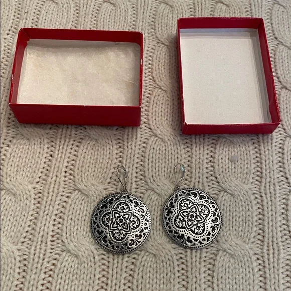 Scroll & Vine Silver Tone Leverback Drop Dangle Earrings circular metallic boho - Picture 12 of 13